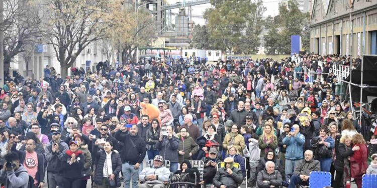 Así se vivió la Fiesta de las Colectividades en el Puerto de Ingeniero White