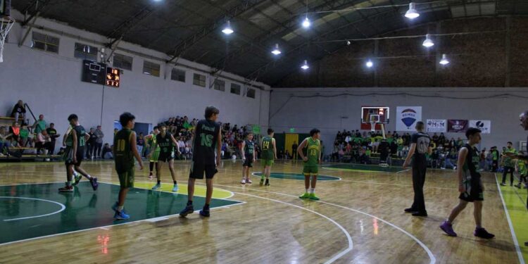 Comercial venció a Once Unidos de Mar del Plata e hizo historia en la Liga Formativa U13