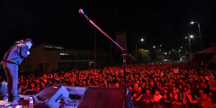 Así pasó el Rock in Ría en el Puerto de Ingeniero White