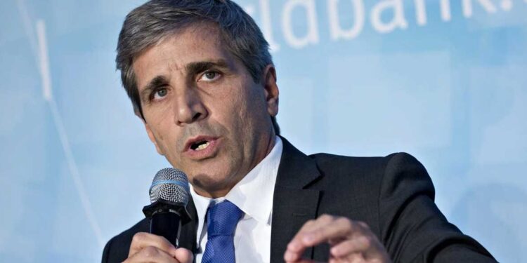 Luis Caputo anunciará este martes las primeras medidas económicas del gobierno de Javier Milei