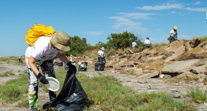 Segunda edición de la campaña de limpieza costera en la desembocadura del arroyo Napostá