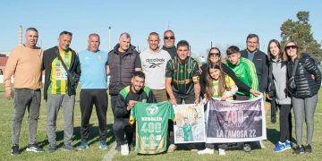 El homenaje de Comercial por los 400 partidos de Fernando Kessler